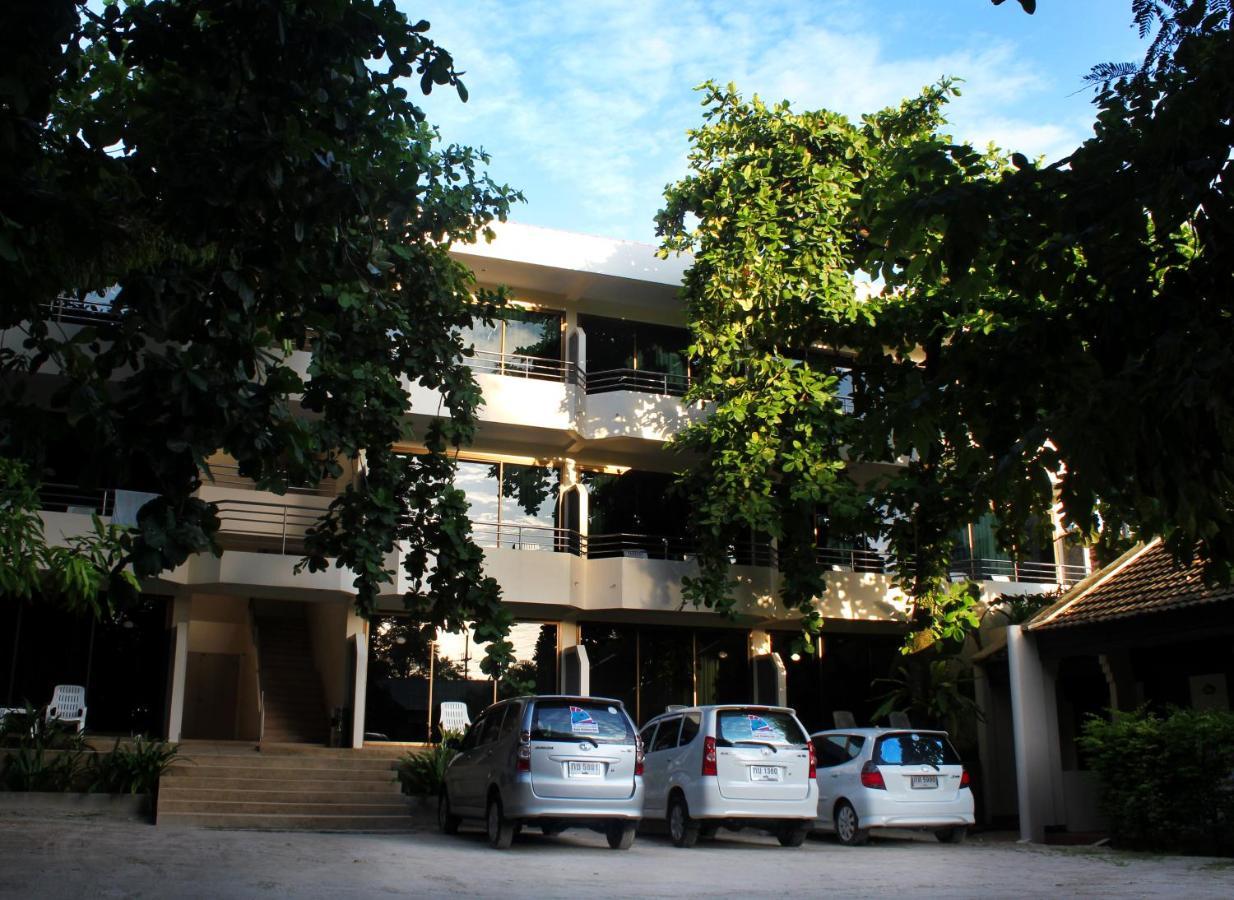 Baan Pron Phateep Patong Kültér fotó