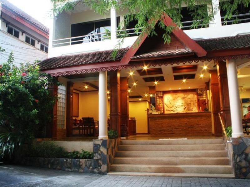 Baan Pron Phateep Patong Kültér fotó